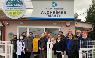 CHP’li meclis üyesi Özkar'dan, Kocaeli İzmit Alzheimer Yaşam Evi’ne ziyaret 