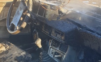 Kilis'te seyir halindeki otomobilde yangın 