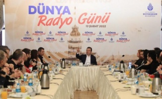 Başkan İmamoğlu, İstanbul'da radyocularla buluştu