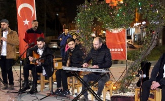 Bursa Gürsu'da müzik dolu 14 Şubat