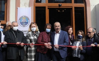 Bursa Mudanya'da belediye 'sosyal tesis' açtı