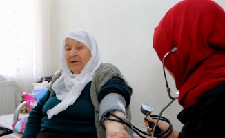 Gaziantep'te yaşlılara evde tedavi, gençlere istihdam şansı 