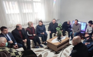 Kocaeli İzmit'te Başkan Hürriyet, Körfezli Özsoy ailesinin acısını paylaştı