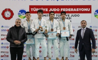 Sakarya Ümitler Judo Şampiyonası'nın açılış seremonisi gerçekleştirildi
