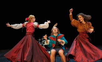 Bursa'da 9'uncu Uluslararası Balkan Ülkeleri Tiyatro Festivali devam ediyor 