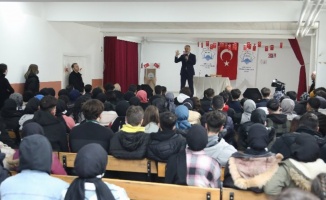 Bursa'da Başkan Aktaş'tan liseli öğrencilere nasihat