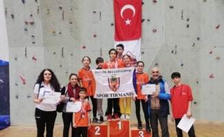 Bursa İnegöl Belediyespor Spor Tırmanış Takımı kürsüleri fethetti
