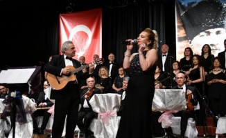 İzmir Narlıdere şarkılarla 'Bahara Merhaba' dedi 