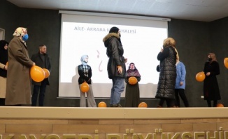 Kayseri Büyükşehir'in 'Mutlu Evlilik Akademisi' devam ediyor 