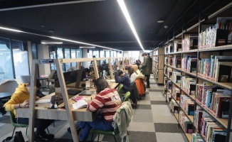 Kayseri Talas'ın kütüphaneleri öğrencilerin gözdesi 