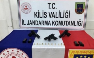 Kilis'te jandarmadan silah ve mühimmat kaçakçılığı operasyonu