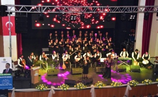 Malatya'da 'Gönül Cemresi' Türk Halk Müziği Konserine yoğun katılım 