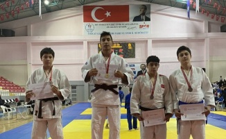 Manisa Büyükşehir’in judocuları Yozgat’tan madalyalarla döndü