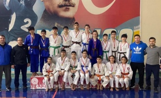 Manisalı judocular 15 madalya ile birinci oldu