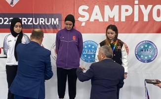 NNYÜ Türkiye Üniversiteler Kick Boks Şampiyonası'ndan madalya ile döndü 