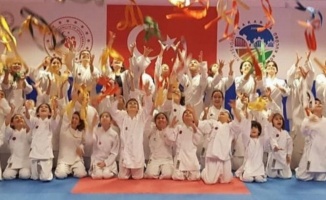 Sakarya Büyükşehir karatecileri kuşak atladı