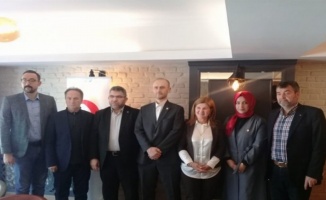 Türkiye Kızılay Derneği basın toplantısı düzenledi 