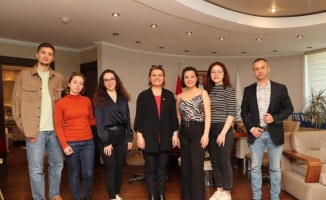 Başkan Hürriyet Kocaeli İzmit'te genç doktor adaylarını ağırladı