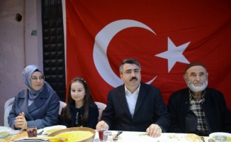 Başkan Yılmaz Bursa Yıldırım'da iftar sofralarına misafir oluyor