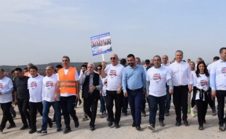 Bursa'da CHP'lilerden Ulaştırma'ya 'hızlı' gönderme