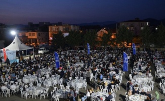 Bursa'da iftar sofrası İznik'te kuruldu