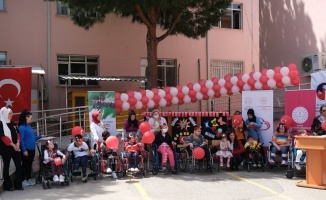Bursa Dr. Ayten Bozkaya Spastik Çocuklar Hastanesi’nde 23 Nisan Coşkusu