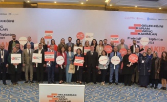 'Geleceğini Kuran Genç Kadınlar'ın paydaş toplantısına Diyarbakır ilgisi