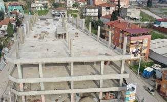 Kocaeli Dilovası’ndaki katlı otoparkta kaba inşaat bitti