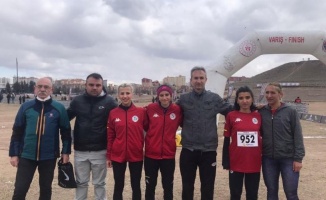 Kocaeli İzmitli atletler, Ankara’dan mutlu döndü 