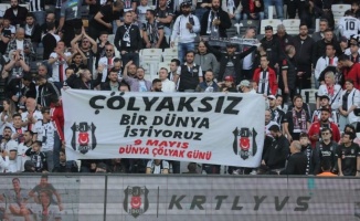 Beşiktaş- Fenerbahçe derbisinde anlamlı pankart 