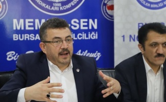 Bursa'da sendikalı eğitimcilerden 'kararlı duruş' vurgusu