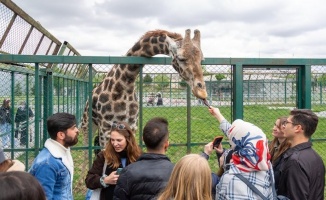 İsviçreli öğrencilerden Kayseri Hayvanat Bahçesi gezisi