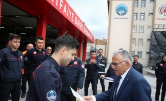 Kayseri'de 16 itfaiyeciye katılım belgeleri verildi 