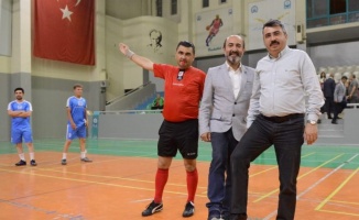 Bursa'da basın çalışanları 'futsal' ile stres attı
