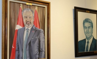'Bursa'yı Yönetenler'in portreleri ilgi gördü