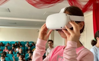 İstanbul Ataşehir'de çocuklar yeni nesiil teknolojileri deneyimliyor
