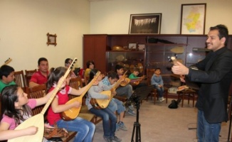 Nevşehirli gençlere belediyeden müzik eğitimi