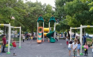 Niğde Belediyesi oyun parkları yeniliyor