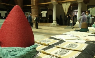 Padişahların dualı gömlekleri Bursa'da sergileniyor