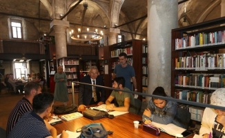 Memduh Büyükkılıç'tan Kayseri Kütüphanesi'ne ziyaret