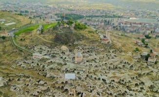 Nevşehir Kayaşehir'e ziyaretçi akını