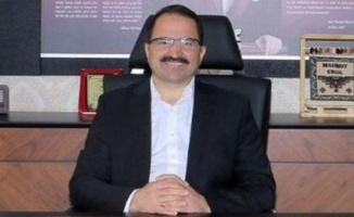 Diyarbakır Yenişehir'de görevden alınan okul müdürüne veliler sahip çıktı