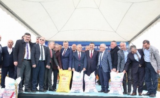 Kayseri'de tarım projeleri meyvelerini veriyor