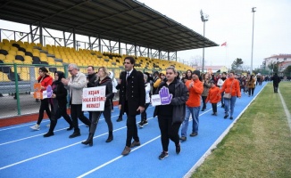 Edirne'de kadın şiddetine karşı farkındalık yürüyüşü