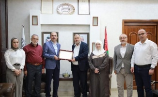 Filistinli ailenin evini Konya inşa edecek
