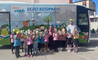 Anadolu Isuzu çocukları kitaplarla buluşturuyor