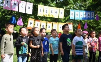 Çayırova'da Çocuk Kulübü öğrencileri piknikte eğlendi