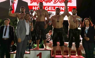 Gölcük Belediyespor güreşçilerinden Fethiye'de büyük başarı