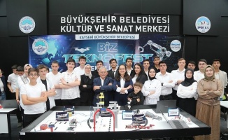 Kayseri’nin 6’ncı üniversitesi KAYMEK’ten coşkulu yıl sonu programı