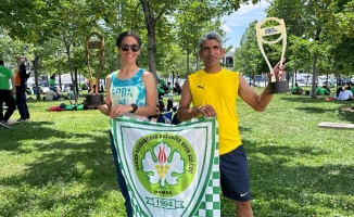Manisalı atletler, Konya’da 2 kupa kazandı